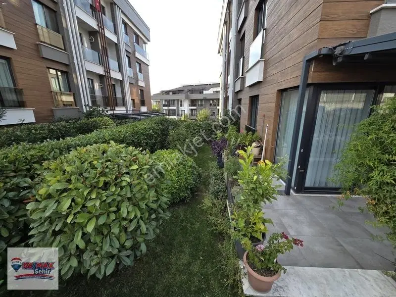 Yalova Remax Akyol Loft Sitesinde Satılık 3+1 Bahçe Katı — fotoğraf 30