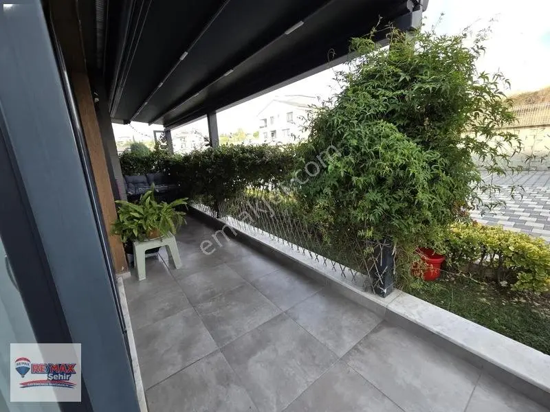 Yalova Remax Akyol Loft Sitesinde Satılık 3+1 Bahçe Katı — fotoğraf 34