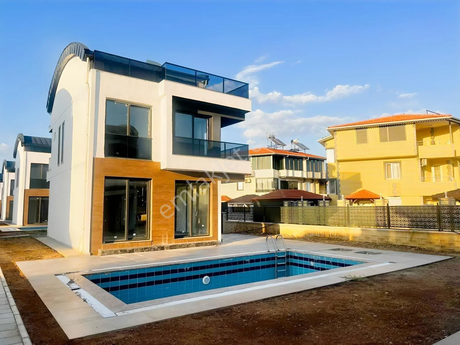 Belek Kadriyede Sahile 1,5 Km 4+1 Özel Havuzlu Satılık Villa