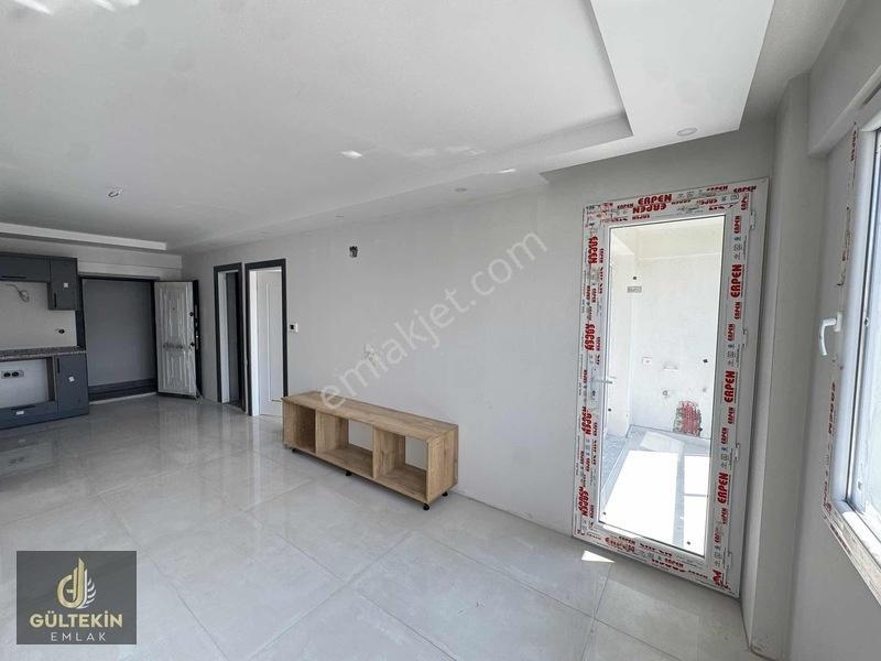 Şirinevler Mahallesinde Satılık Doğalgazlı 1+1 Daire — fotoğraf 3
