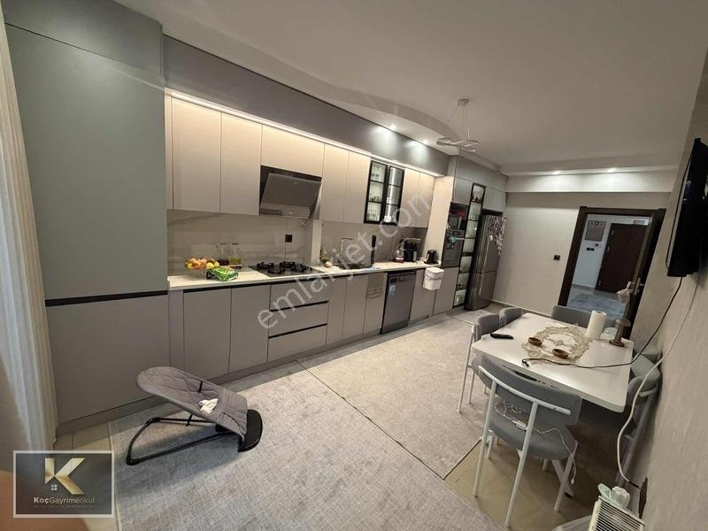 Tepeşehir Kavşağında Satılık 3+1 170 M2 Net Full Bakımlı Daire — fotoğraf 2