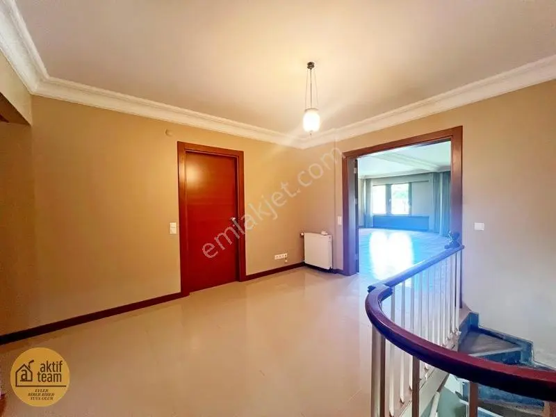 Dragos Yalı Mah.sahile 5 Dk.deniz Manzaralı Havuzlu Sitede 3+1.. — fotoğraf 11