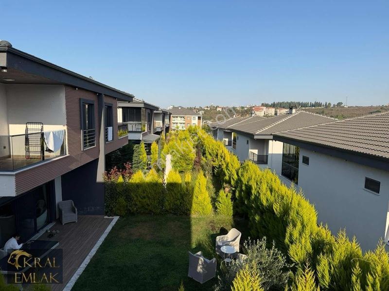 Ceneviz Villalarında Havuzlu Sitede Bahçeli Satılık Lüks Villa! — fotoğraf 26