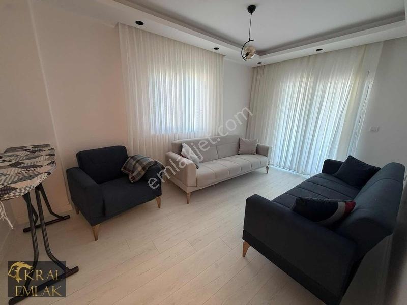 Ceneviz Villalarında Havuzlu Sitede Bahçeli Satılık Lüks Villa! — fotoğraf 27