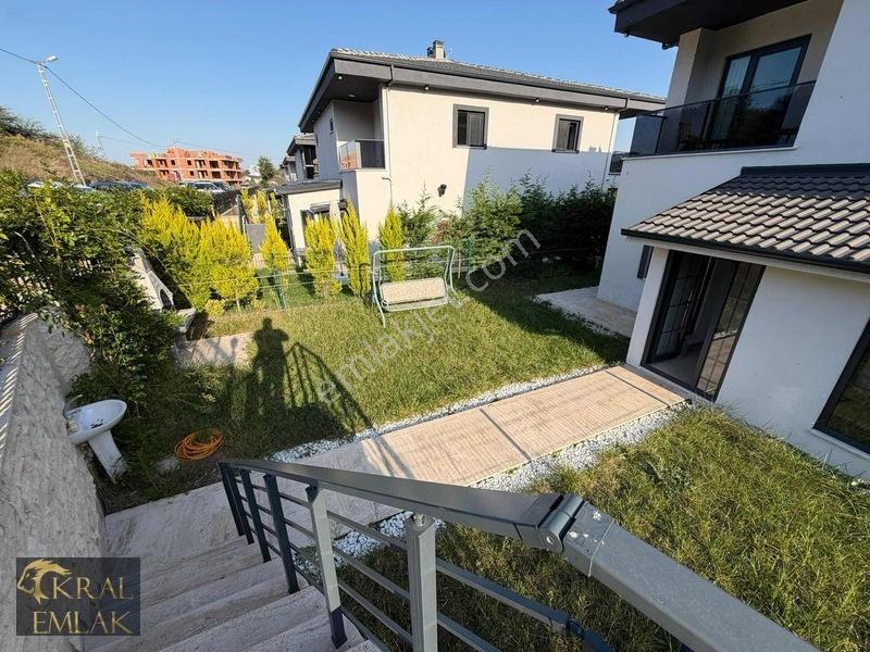 Ceneviz Villalarında Havuzlu Sitede Bahçeli Satılık Lüks Villa! — fotoğraf 34