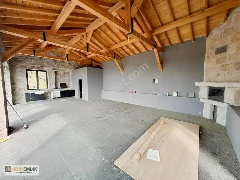 Ayvacık Kuruoba 12.042m² Deniz Ve Doğa Manzaralı Eşsiz Taş Ev — fotoğraf 4