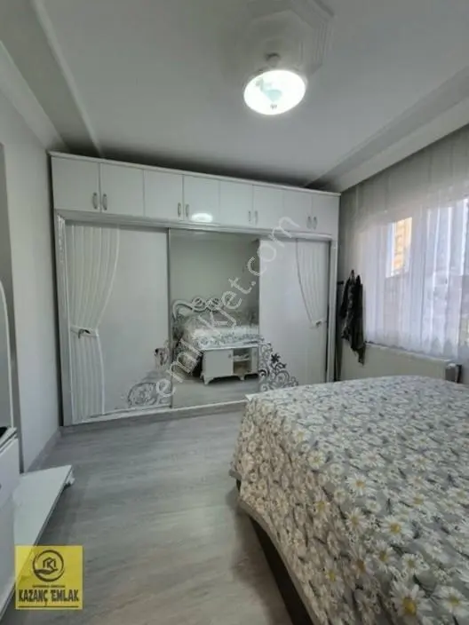 Mithatpaşa'da Cadde Üzeri Fırsat Daire — fotoğraf 16