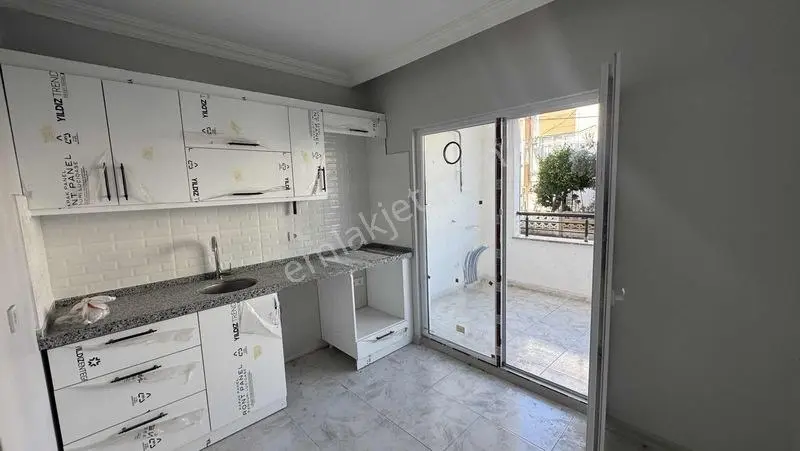 Tema Emlaktan Altınova Mah Ferah Yüksek Giriş 2+1 Satılık Daire — fotoğraf 19