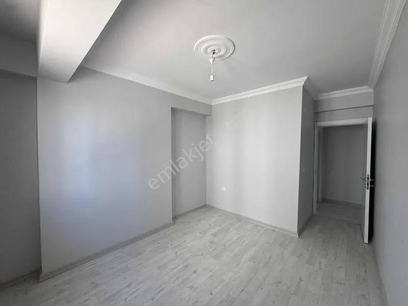 Tema Emlaktan Altınova Mah Ferah Yüksek Giriş 2+1 Satılık Daire — fotoğraf 25