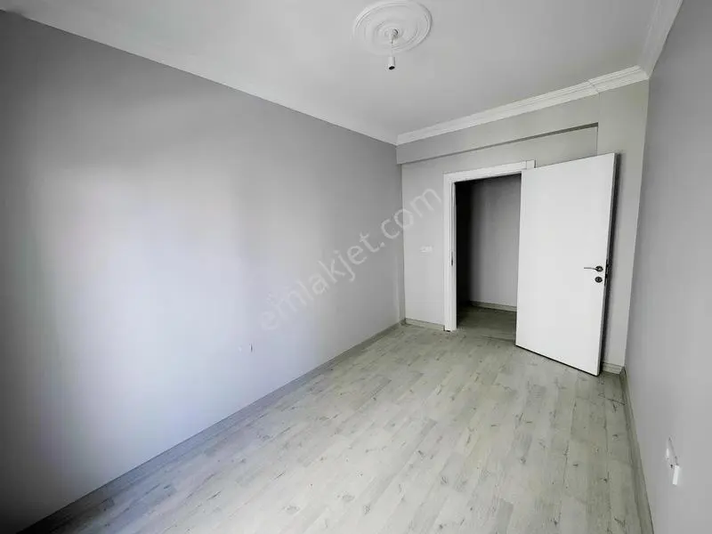 Tema Emlaktan Altınova Mah Ferah Yüksek Giriş 2+1 Satılık Daire — fotoğraf 33