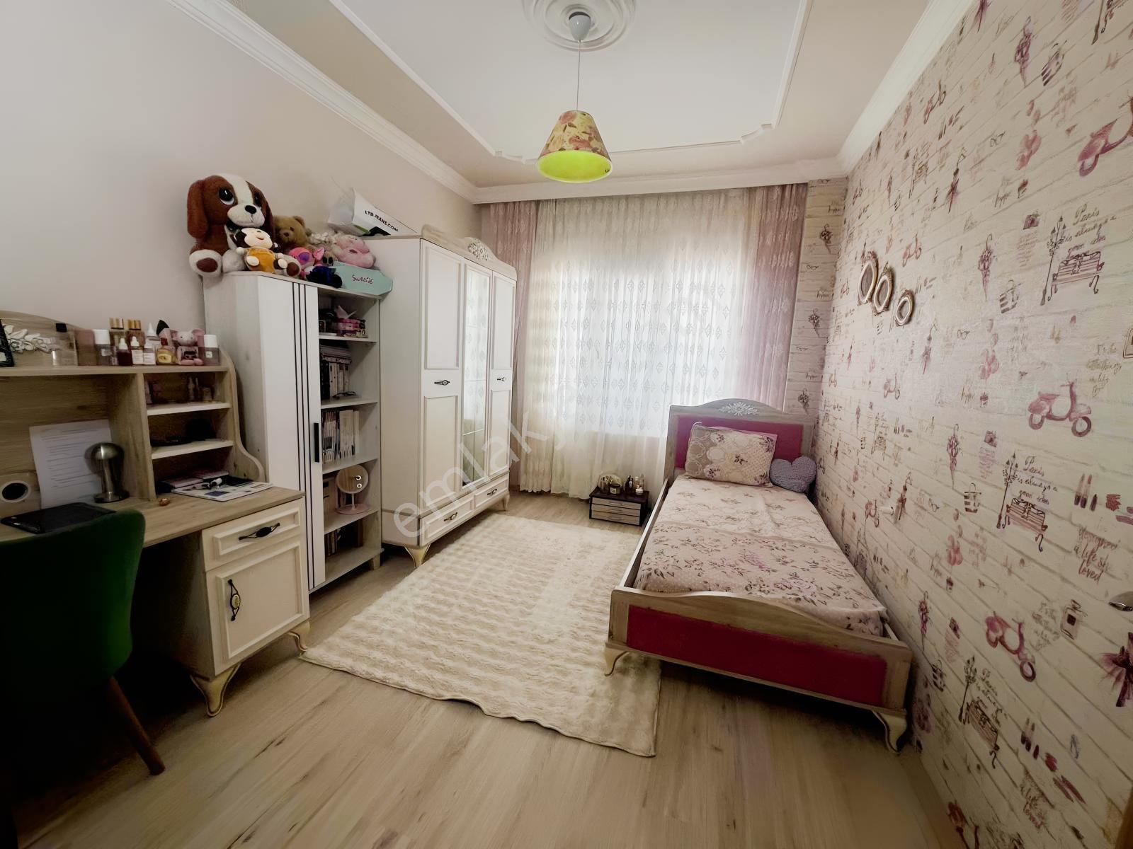 Gül Emlak'tan Site De Satılık 4+1&kilerli Daire — fotoğraf 15