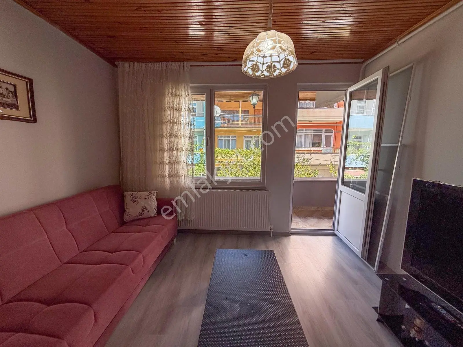 Kumbağ Pazar Sokağında Çok Geniş Full Eşyalı 2+1 Satılık Daire — fotoğraf 11