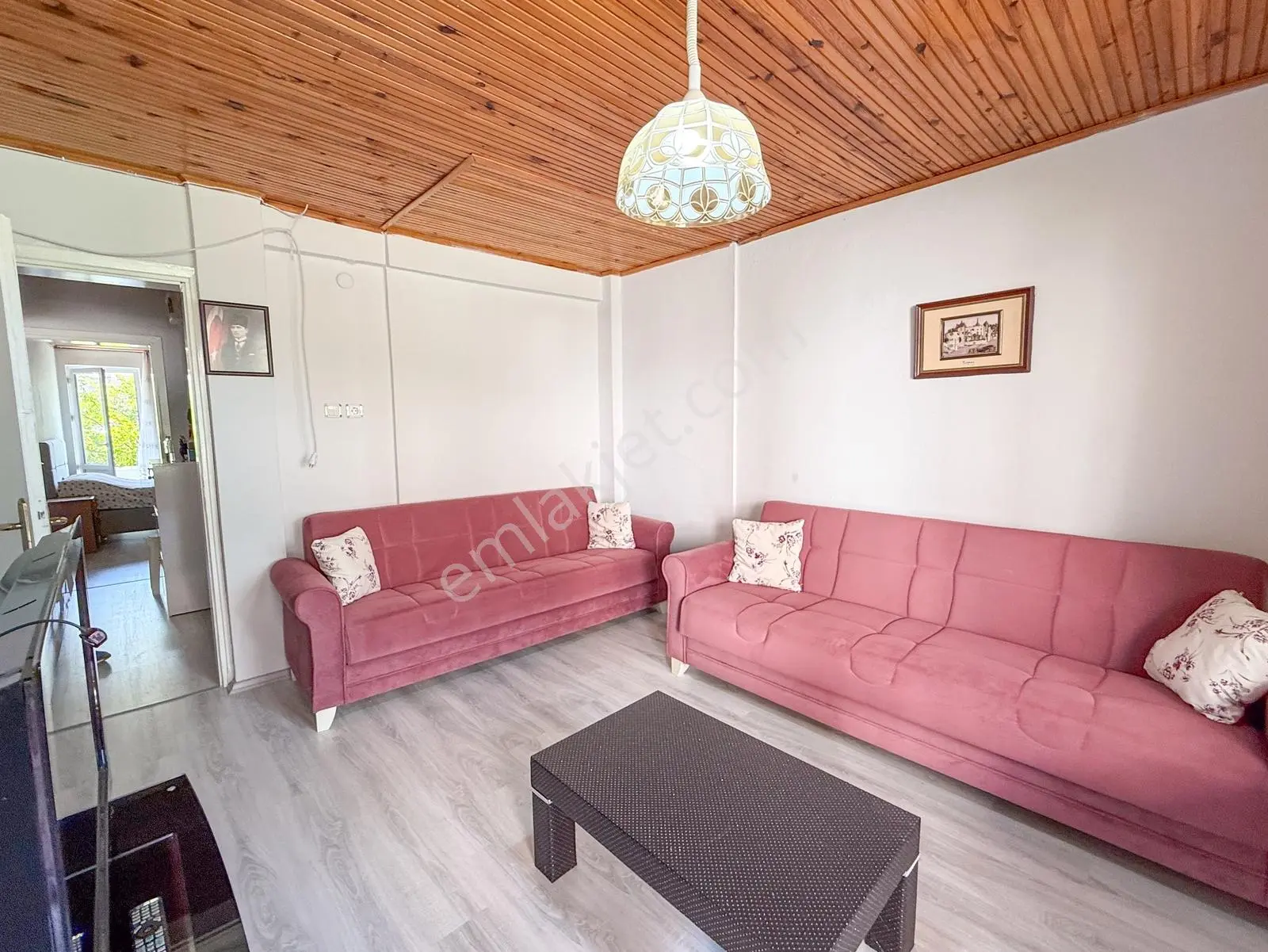 Kumbağ Pazar Sokağında Çok Geniş Full Eşyalı 2+1 Satılık Daire — fotoğraf 15