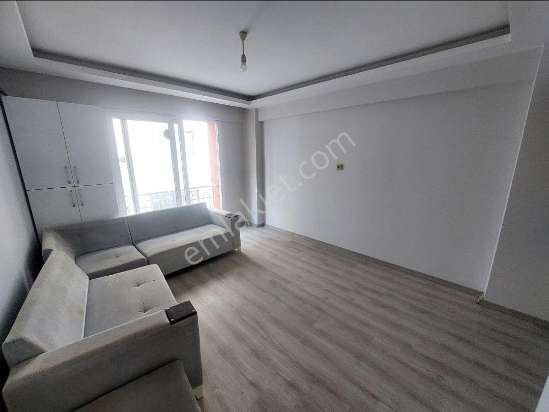 Orta Mahallede Satılık Kiracılı 2+0 Daire — fotoğraf 7