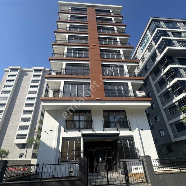 Feneryolu Marmaray Karşısında Sıfır 75 M2 Net 3+1 Satılık Daire