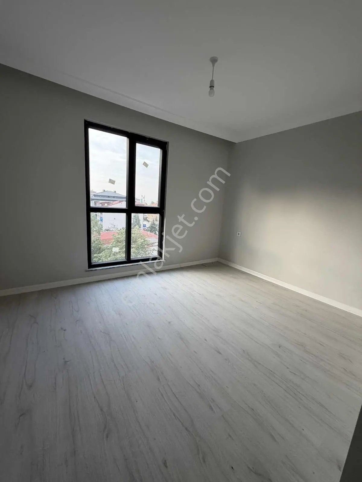 Engin Emlaktan Akçakocada Satlık 1+1daire — fotoğraf 5