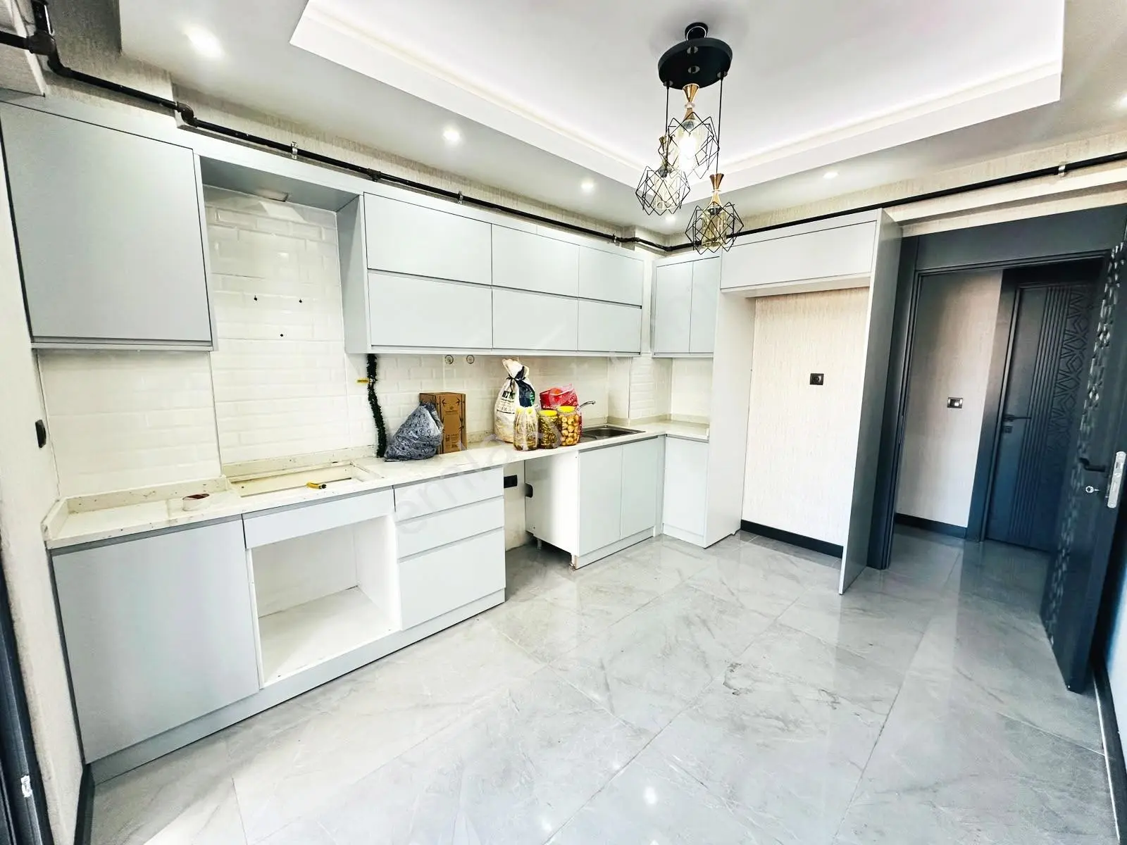 Belkız'Da Park Yakını Arakt Yerdn Isıtma Genş Cam Balkon Lüx2+1