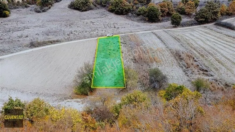 Resmi Yola Cephe Tabak Gibi Düz Arazi — fotoğraf 4