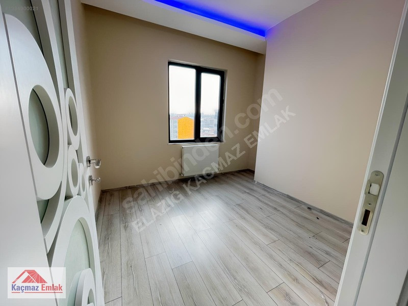 Kaçmaz Emlak'tan Üniversite Mah. 4+1 Kiralık Daire — fotoğraf 27