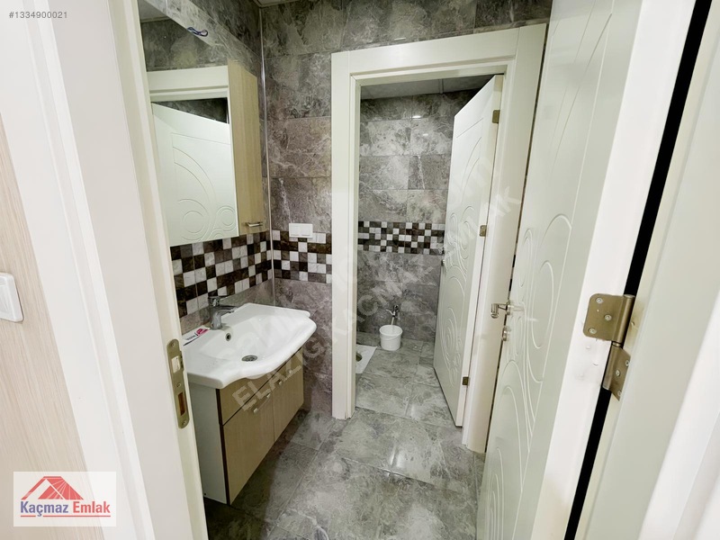 Kaçmaz Emlak'tan Üniversite Mah. 4+1 Kiralık Daire — fotoğraf 31