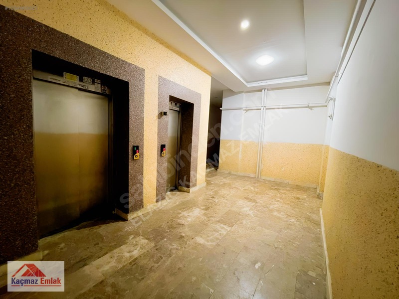 Kaçmaz Emlak'tan Üniversite Mah. 4+1 Kiralık Daire — fotoğraf 34