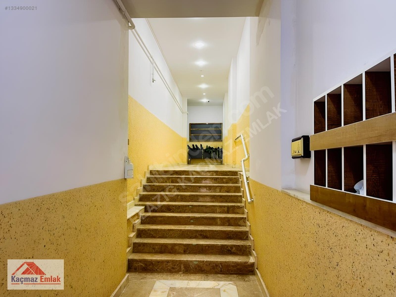 Kaçmaz Emlak'tan Üniversite Mah. 4+1 Kiralık Daire — fotoğraf 35