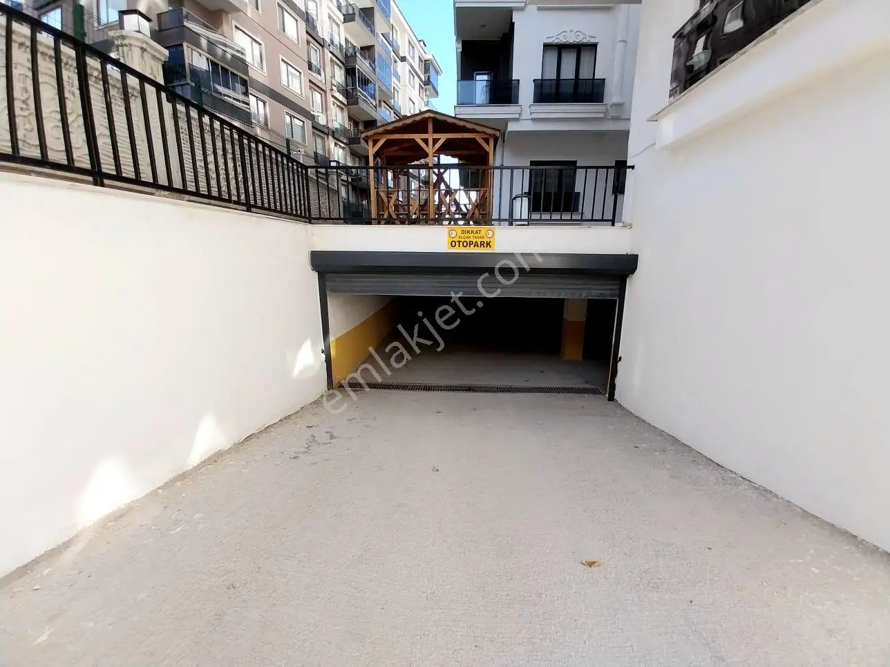 Yüksel'den Kadıköy'de Donanımlı Site İçinde 3+1 Fırsat Satılık Daire — fotoğraf 5