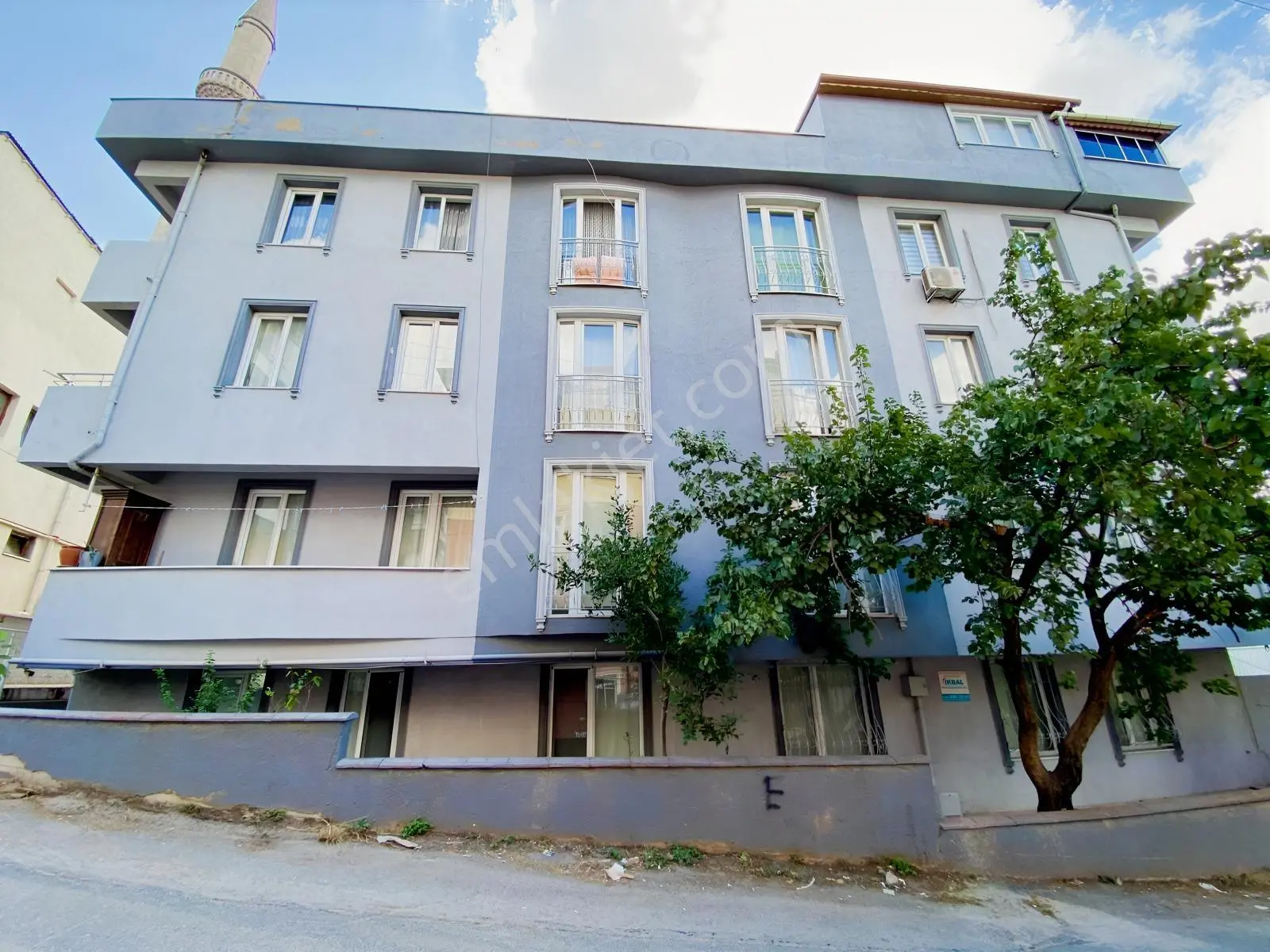 Darıca Bayramoğlunda Bah Hastanesinin Arka Sokağında Satılık 3+1