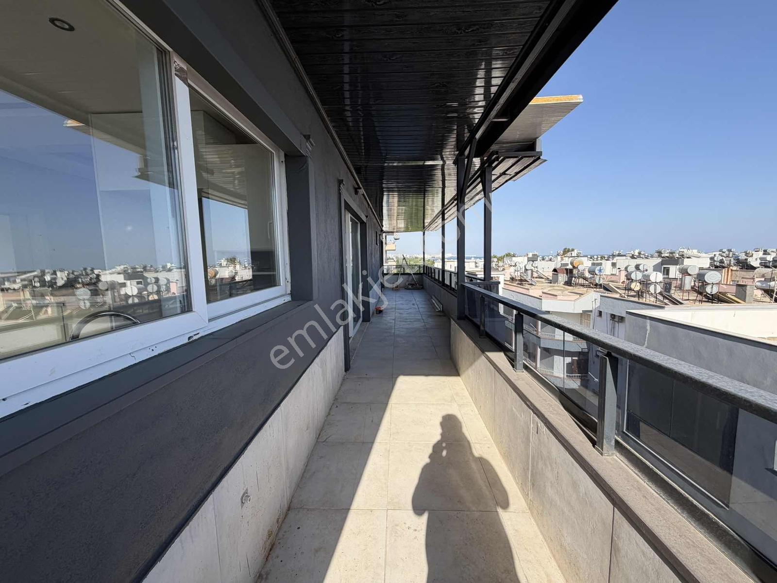 |ctn| Alata Mah Marina Manzaralı 2+1 Geniş Teraslı Daire — fotoğraf 6