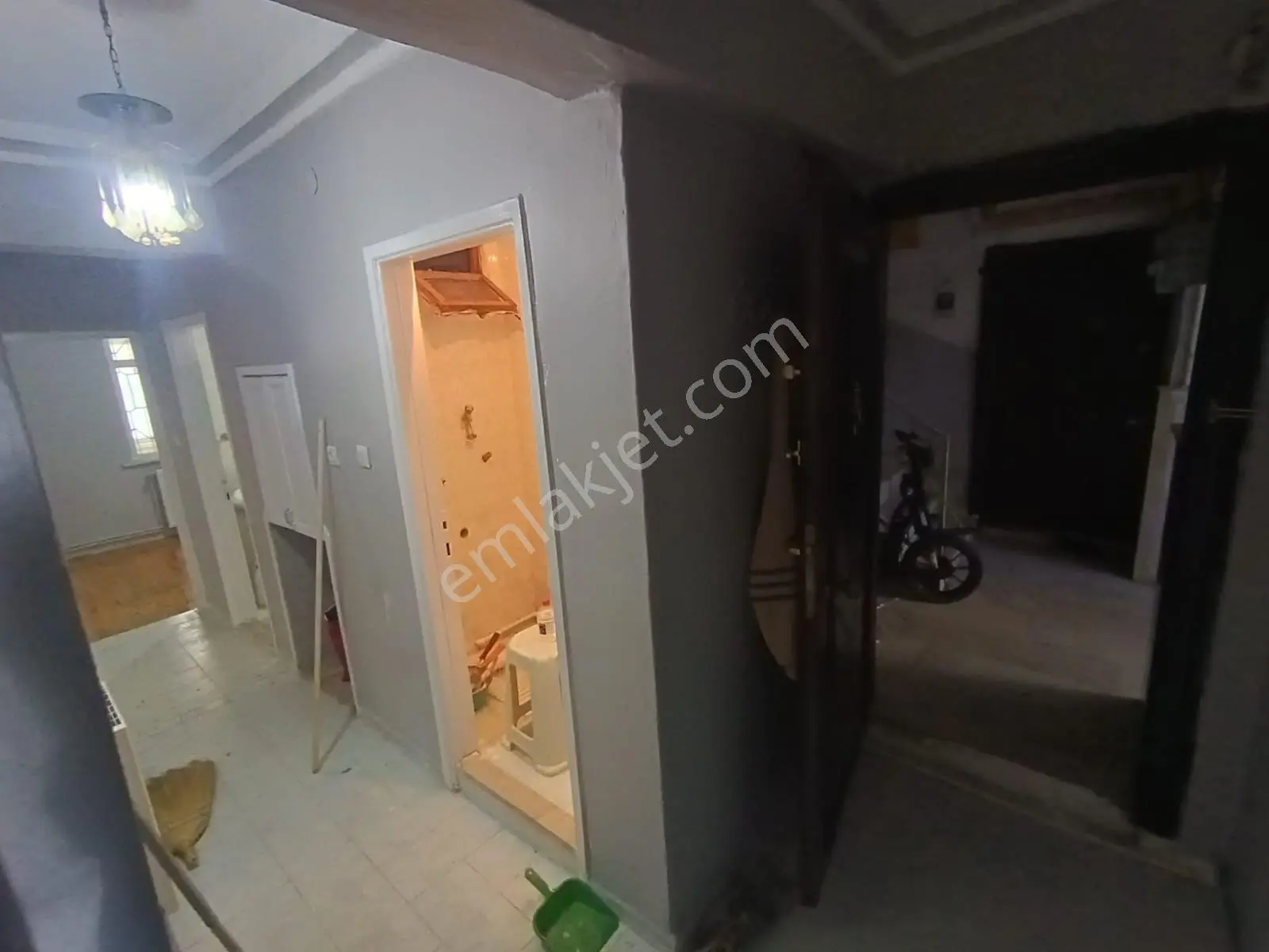 Novasam Emlak'dan Kadıfekale Mahallesi'nde Satılık Düz Giriş 2+1 — fotoğraf 3