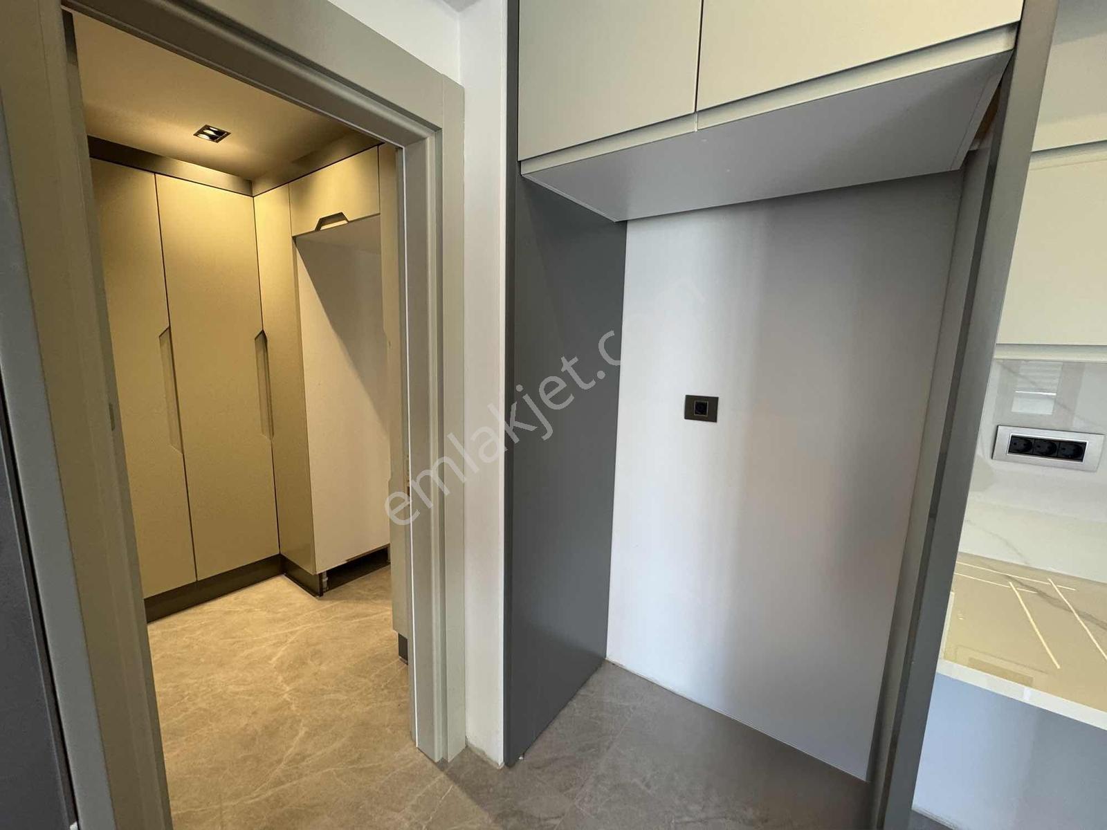 Menderes Coldwell Banker Poyraz'dan Tam Müstakil Havuzlu 5+1 — fotoğraf 30