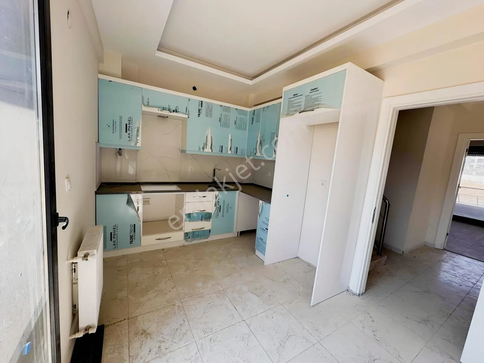 Menderes Coldwell Banker Poyraz'dan Geniş Bahçeli Villa — fotoğraf 2