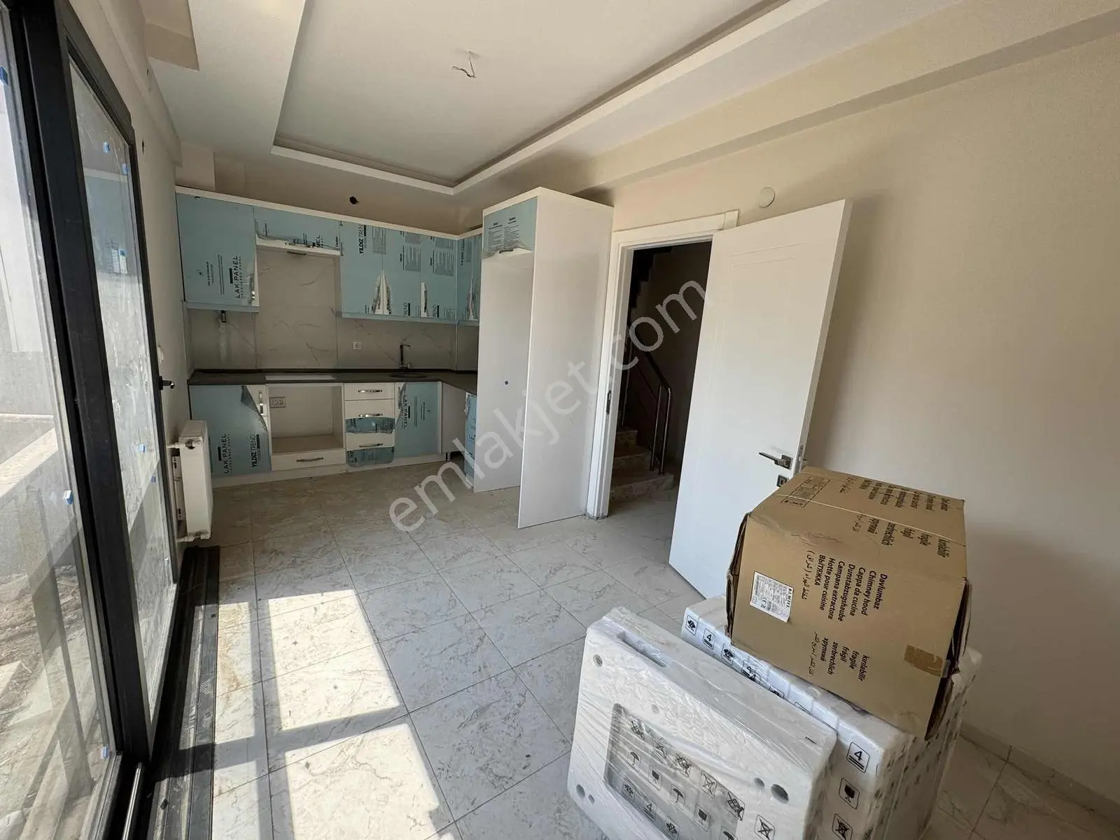 Menderes Coldwell Banker Poyraz'dan Geniş Bahçeli Villa — fotoğraf 3