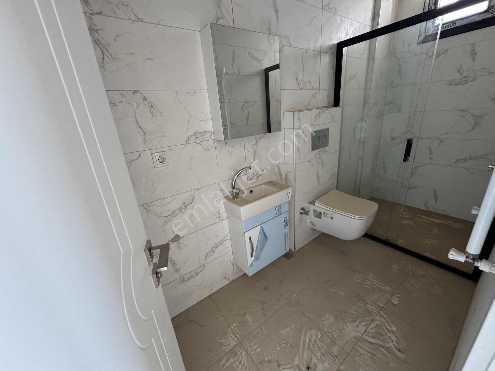 Menderes Coldwell Banker Poyraz'dan Geniş Bahçeli Villa — fotoğraf 7