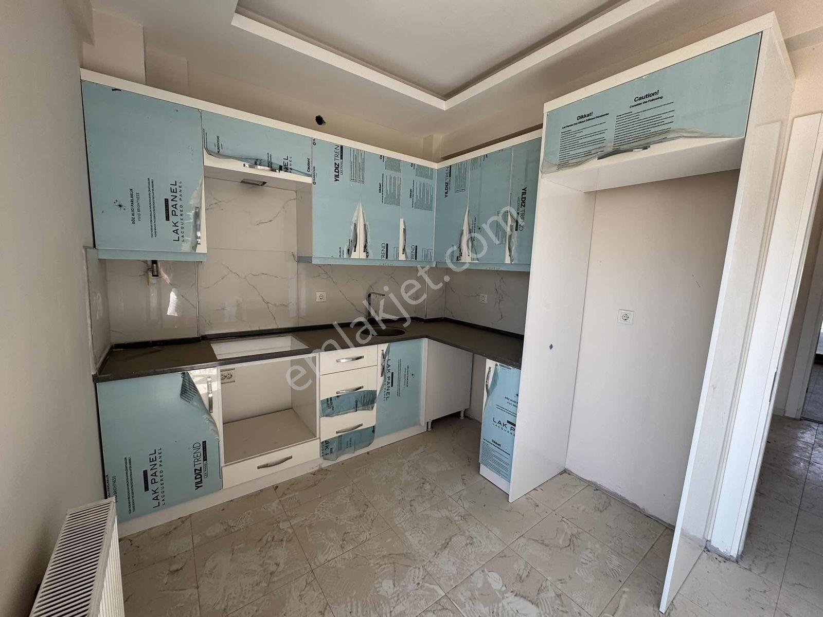 Menderes Coldwell Banker Poyraz'dan Geniş Bahçeli Villa — fotoğraf 10