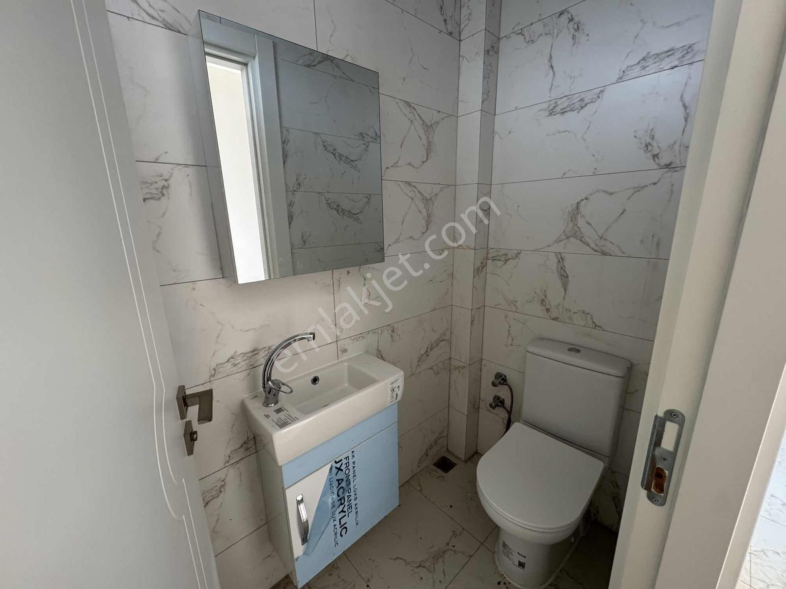 Menderes Coldwell Banker Poyraz'dan Geniş Bahçeli Villa — fotoğraf 15