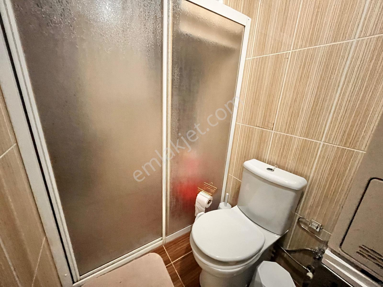 Halkalı Gümrük Yolu Yakını 1+1 65m2 Geniş Mutfaklı Daire — fotoğraf 16