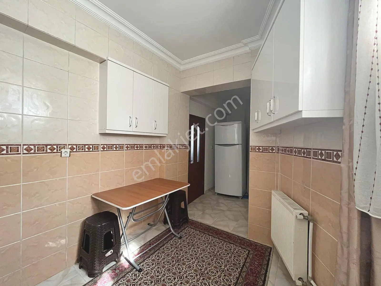 Demirlibahçe Tren Karşısında Eşyalı Kiracılı 2+1 Satılık Daire — fotoğraf 3