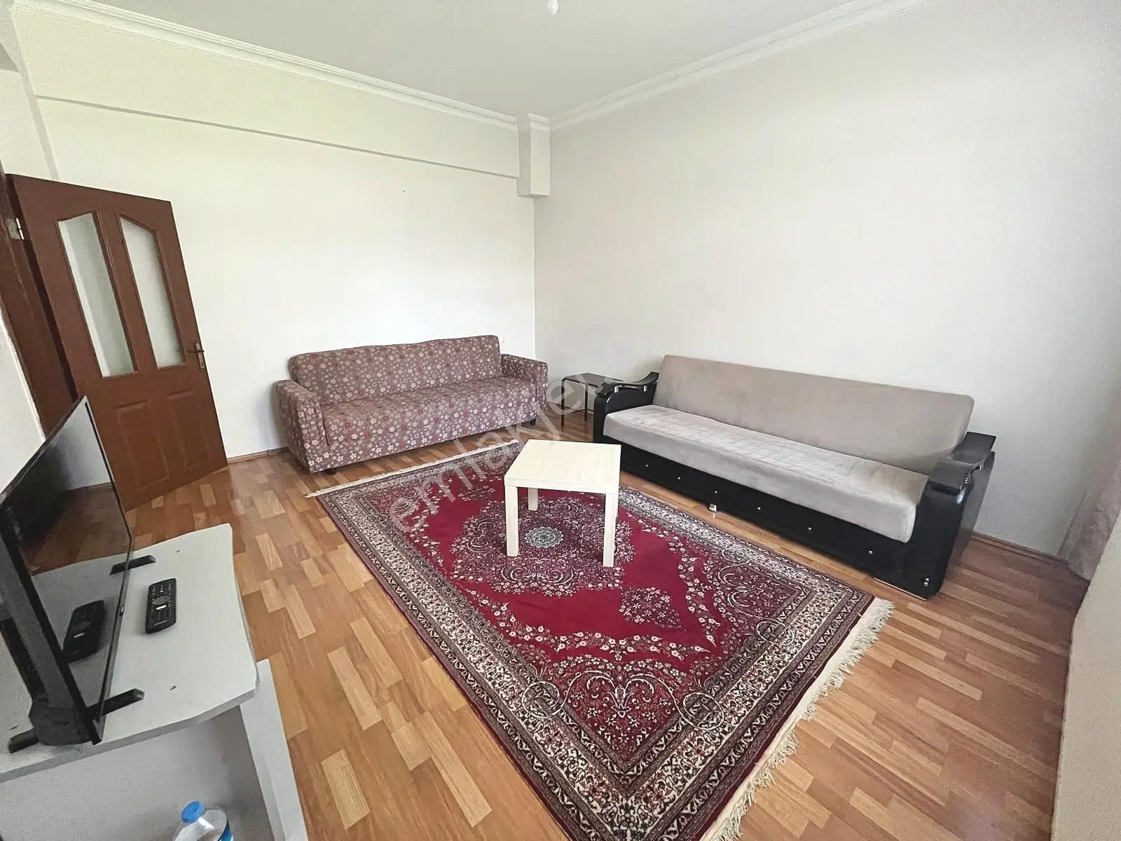 Demirlibahçe Tren Karşısında Eşyalı Kiracılı 2+1 Satılık Daire — fotoğraf 5