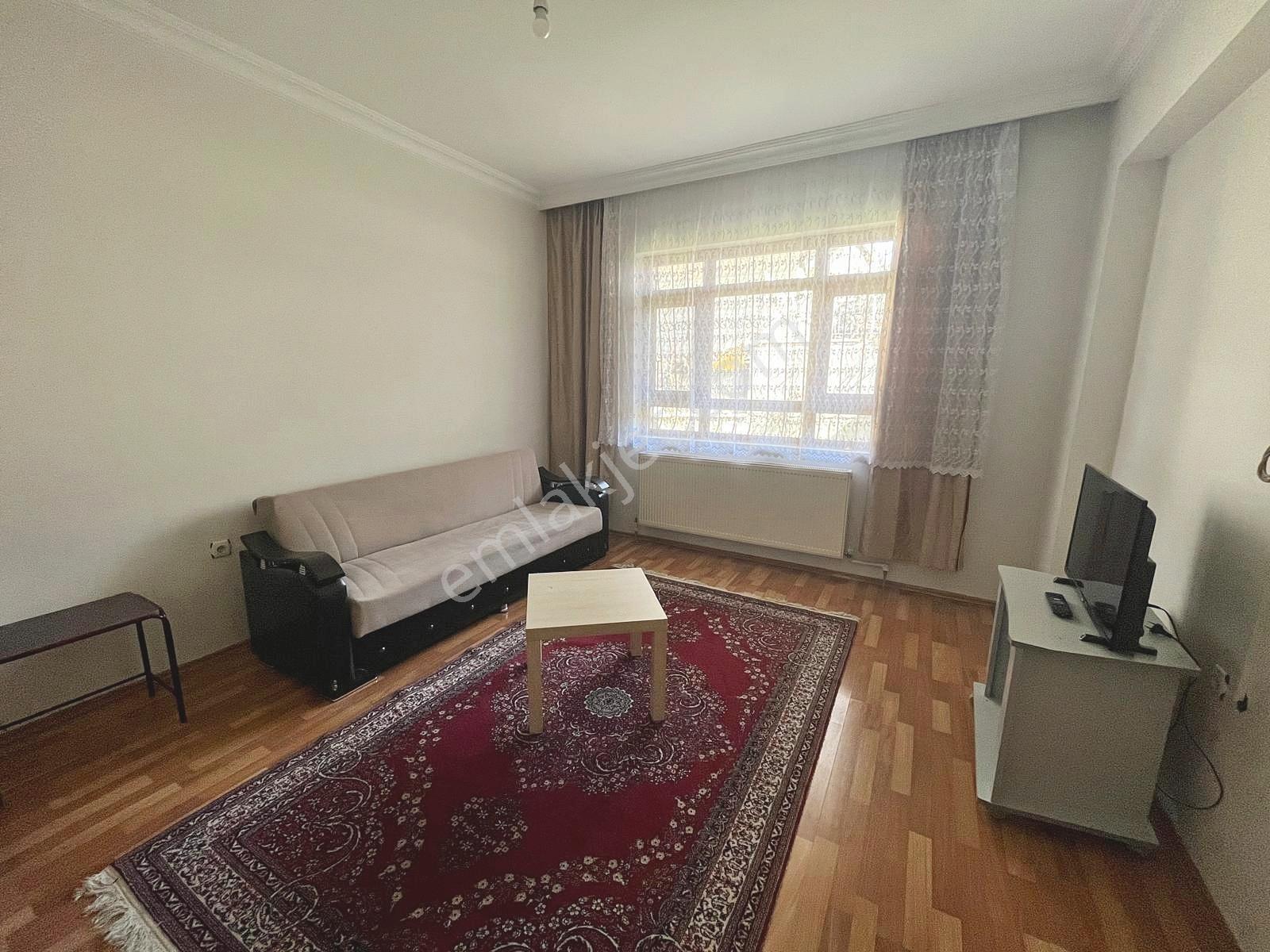 Demirlibahçe Tren Karşısında Eşyalı Kiracılı 2+1 Satılık Daire — fotoğraf 7