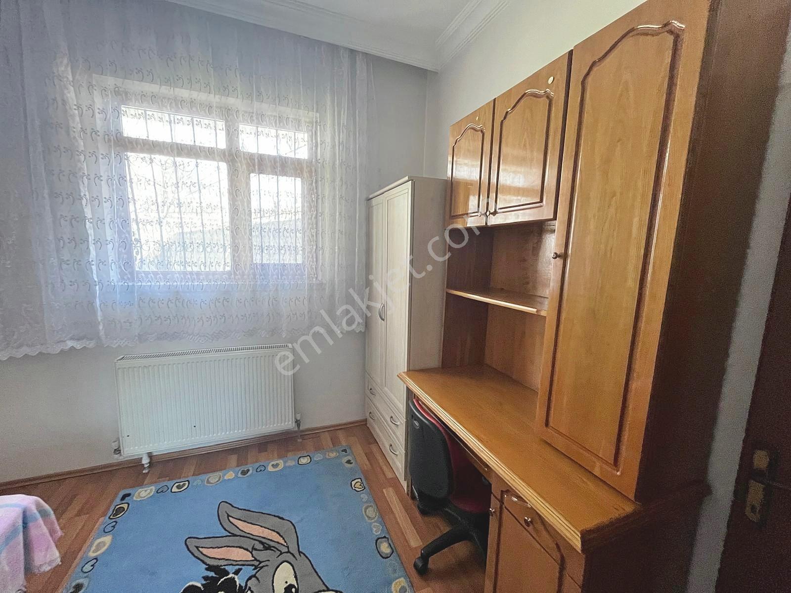 Demirlibahçe Tren Karşısında Eşyalı Kiracılı 2+1 Satılık Daire — fotoğraf 15