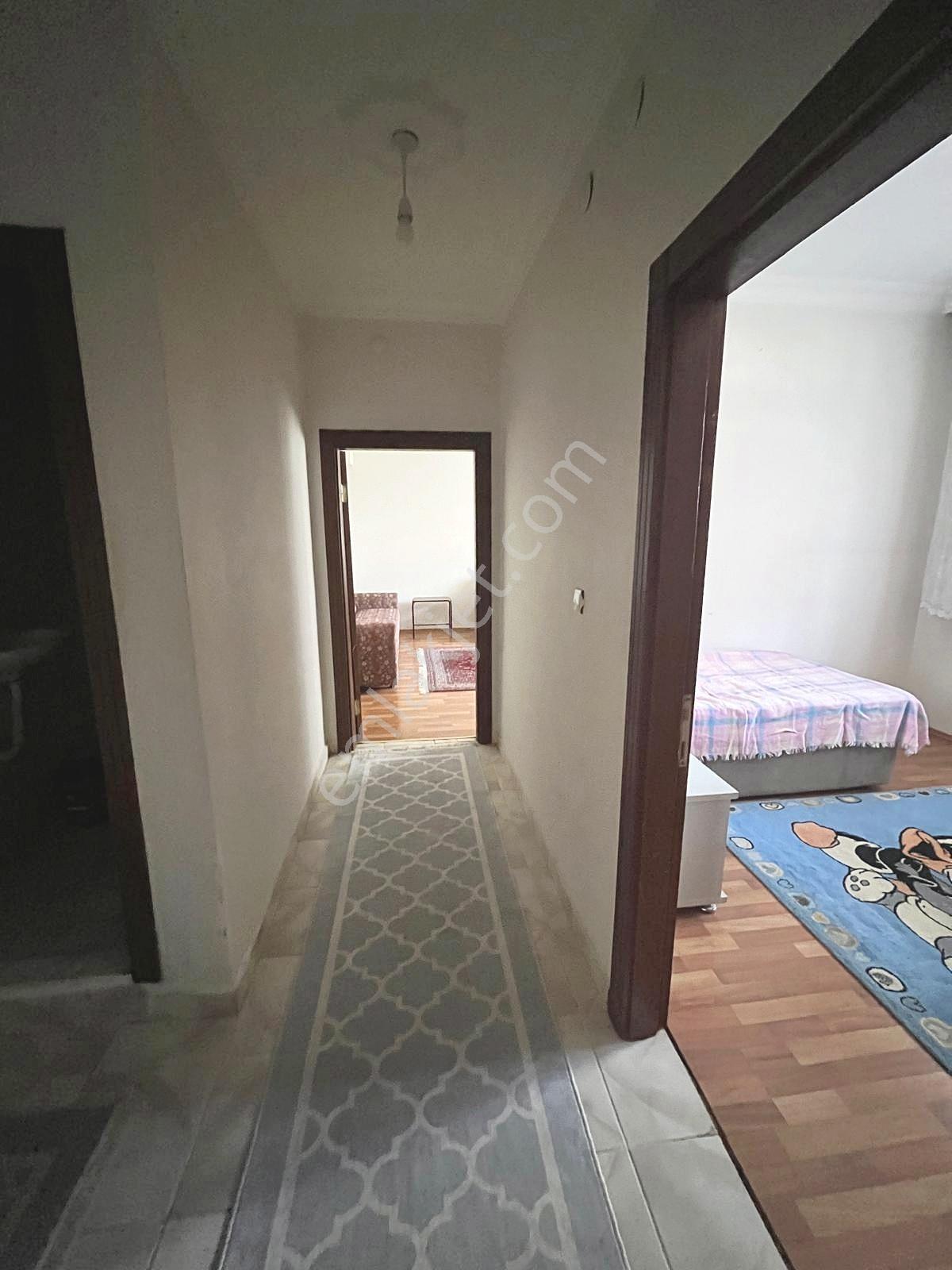 Demirlibahçe Tren Karşısında Eşyalı Kiracılı 2+1 Satılık Daire — fotoğraf 16