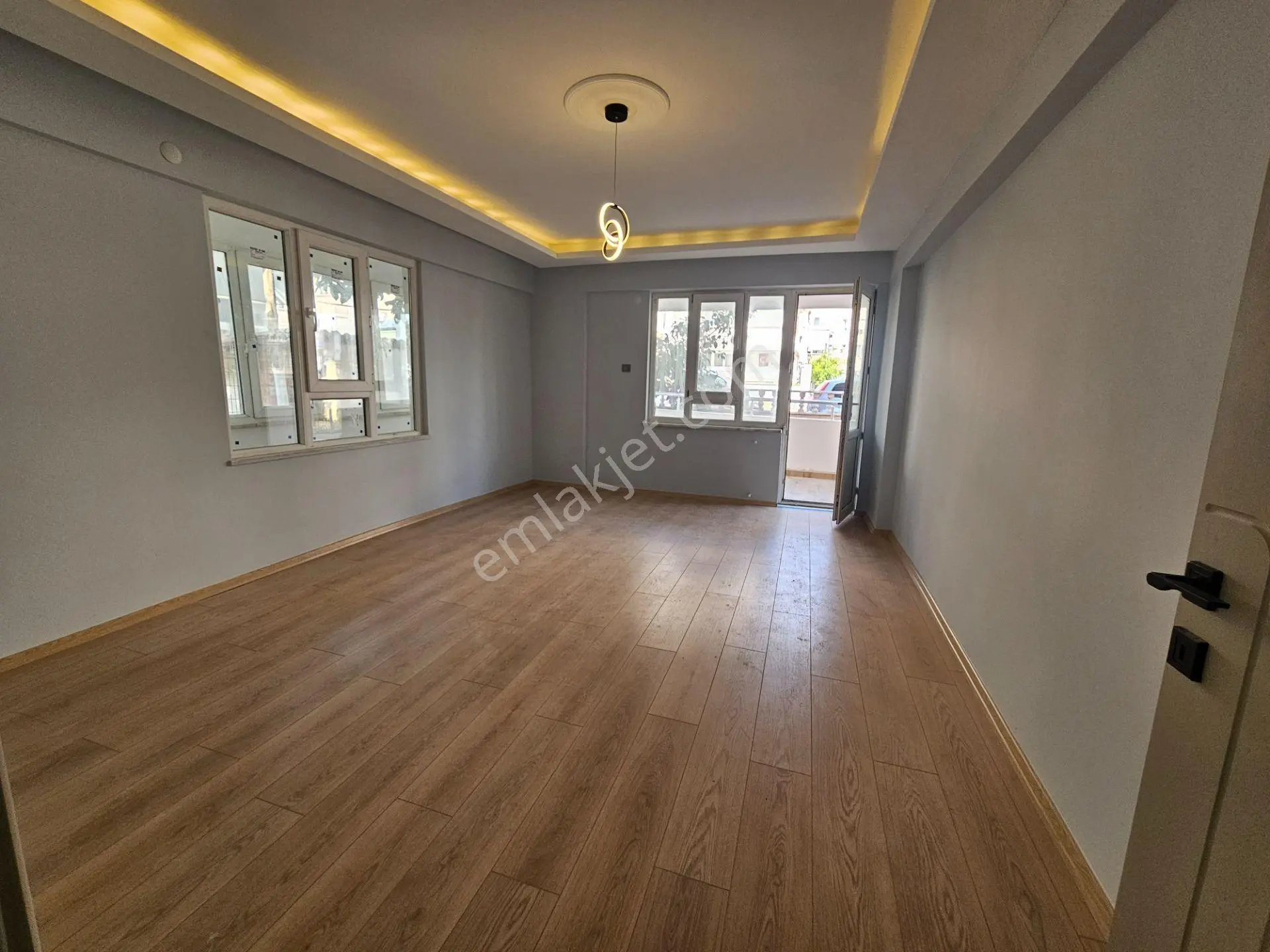 Cantan Emlaktan Akçayda Ön Cephe Bahçelı Luks Yapılı Daire — fotoğraf 4