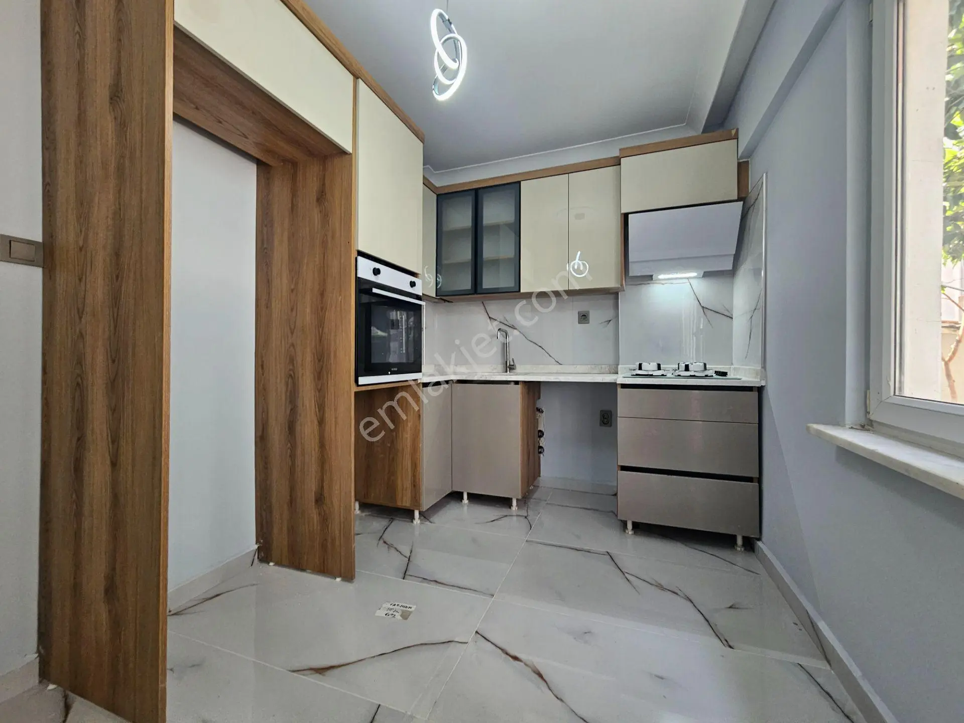 Cantan Emlaktan Akçayda Ön Cephe Bahçelı Luks Yapılı Daire — fotoğraf 5