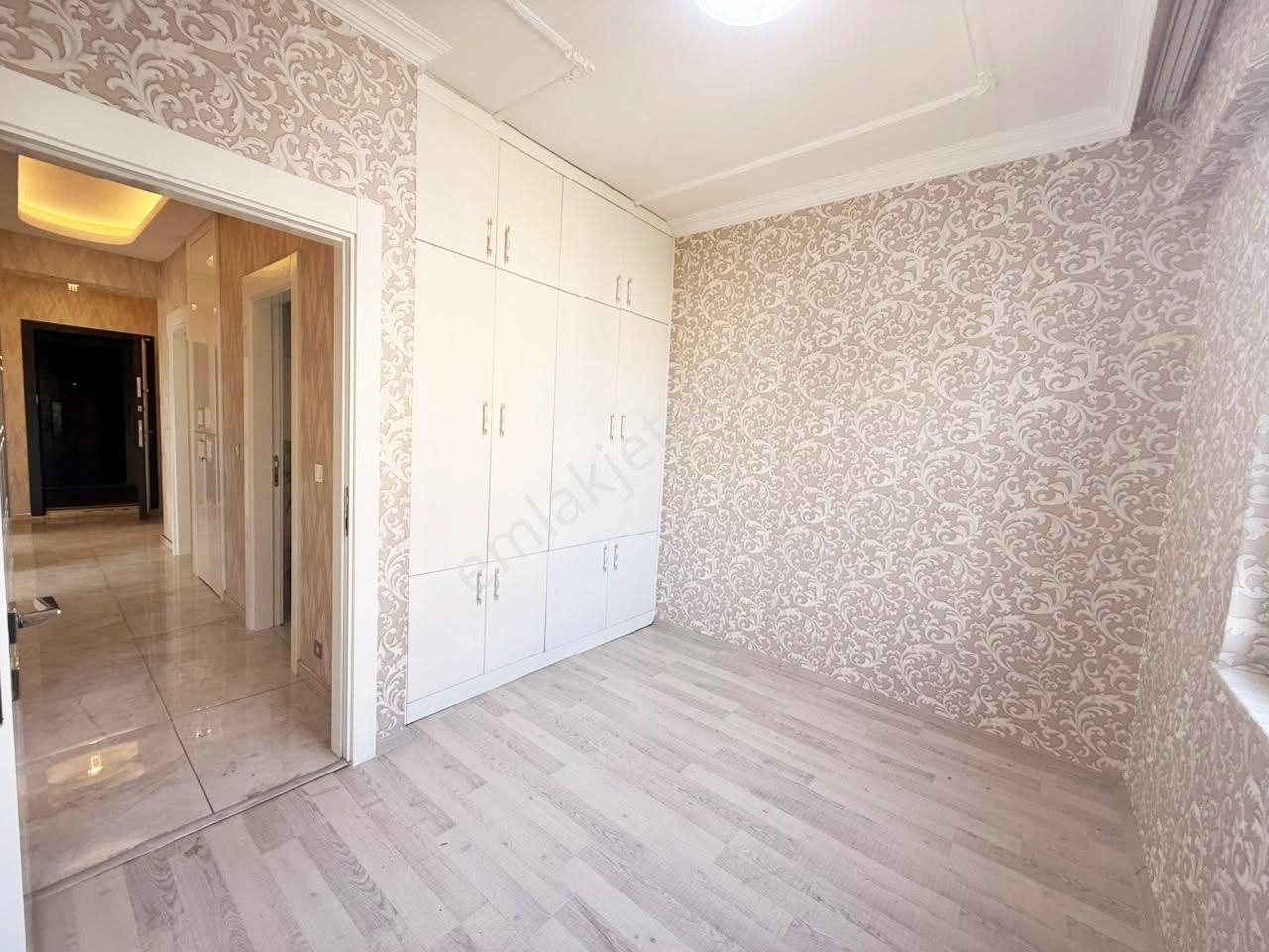Karacaahmet'te Merkz Konum Arakat Yerden Isıtma Bakımlı Geniş2+1 — fotoğraf 11