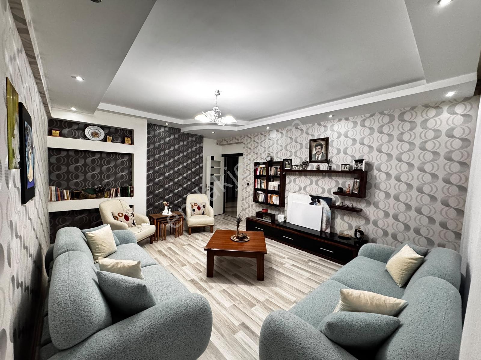 Atlı Lifeden Radısson Hotel Arkasında 3+1 Satılık Fırsat Daire — fotoğraf 2