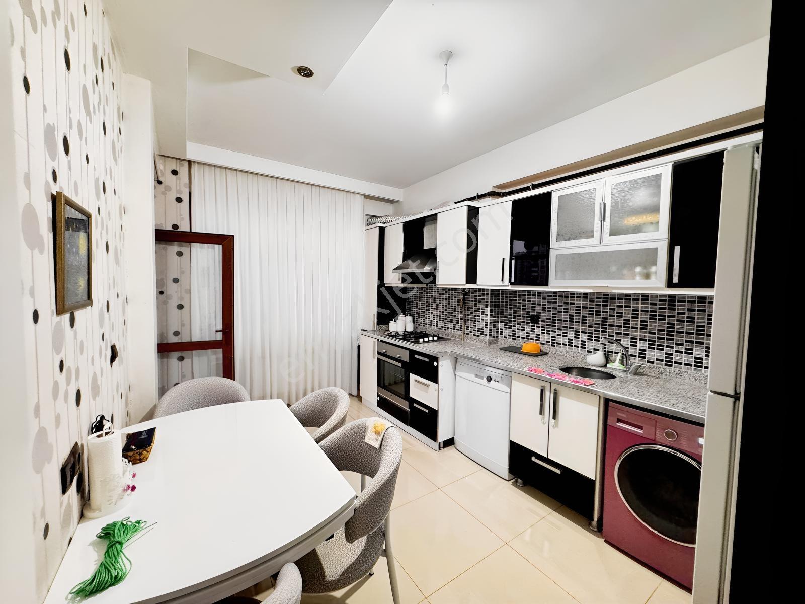 Atlı Lifeden Radısson Hotel Arkasında 3+1 Satılık Fırsat Daire — fotoğraf 13