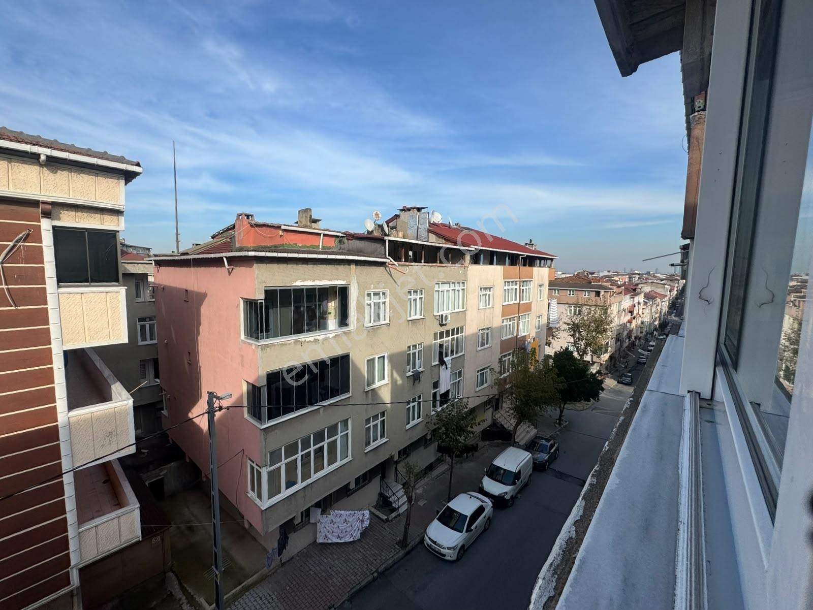 Sultangazi Gazi Mahallesi'nde Satılık 2+1 Daire | 72 M² | — fotoğraf 16
