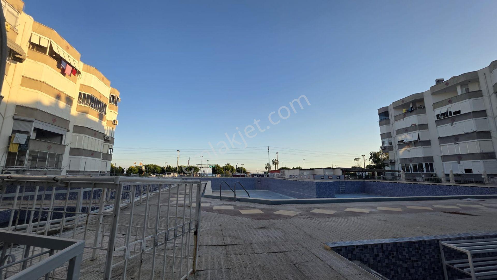 Denize Sıfır, Eşyalı 3+1 Satılık Daire -güzeldağ Sitesi, Erdemli — fotoğraf 9