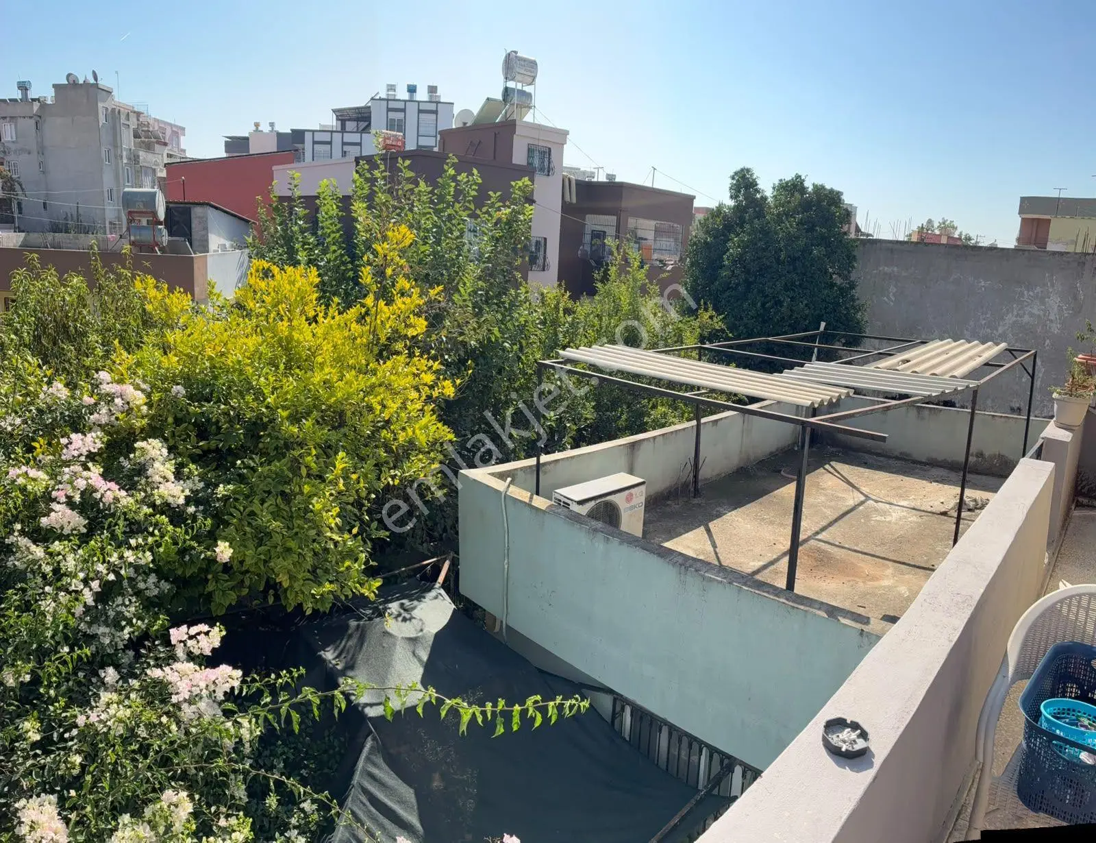 Akkapı'da Satılık Müstakil 2 Ev Ve Kiracılı Dükkan-yatırımlık Frs. — fotoğraf 2